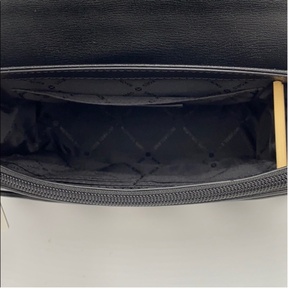 MICHAEL KORS ROSE MEDIUM FLAP SHOULDER BLACK - Picture 11 of 16